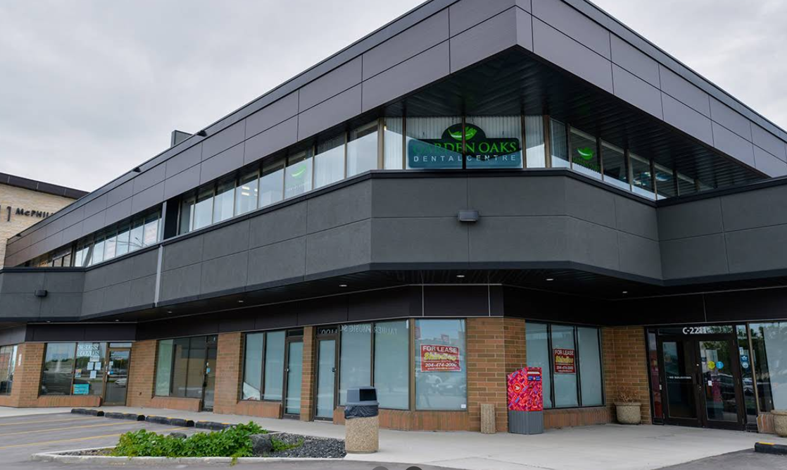 our garden oaks dental clinic in winnipeg